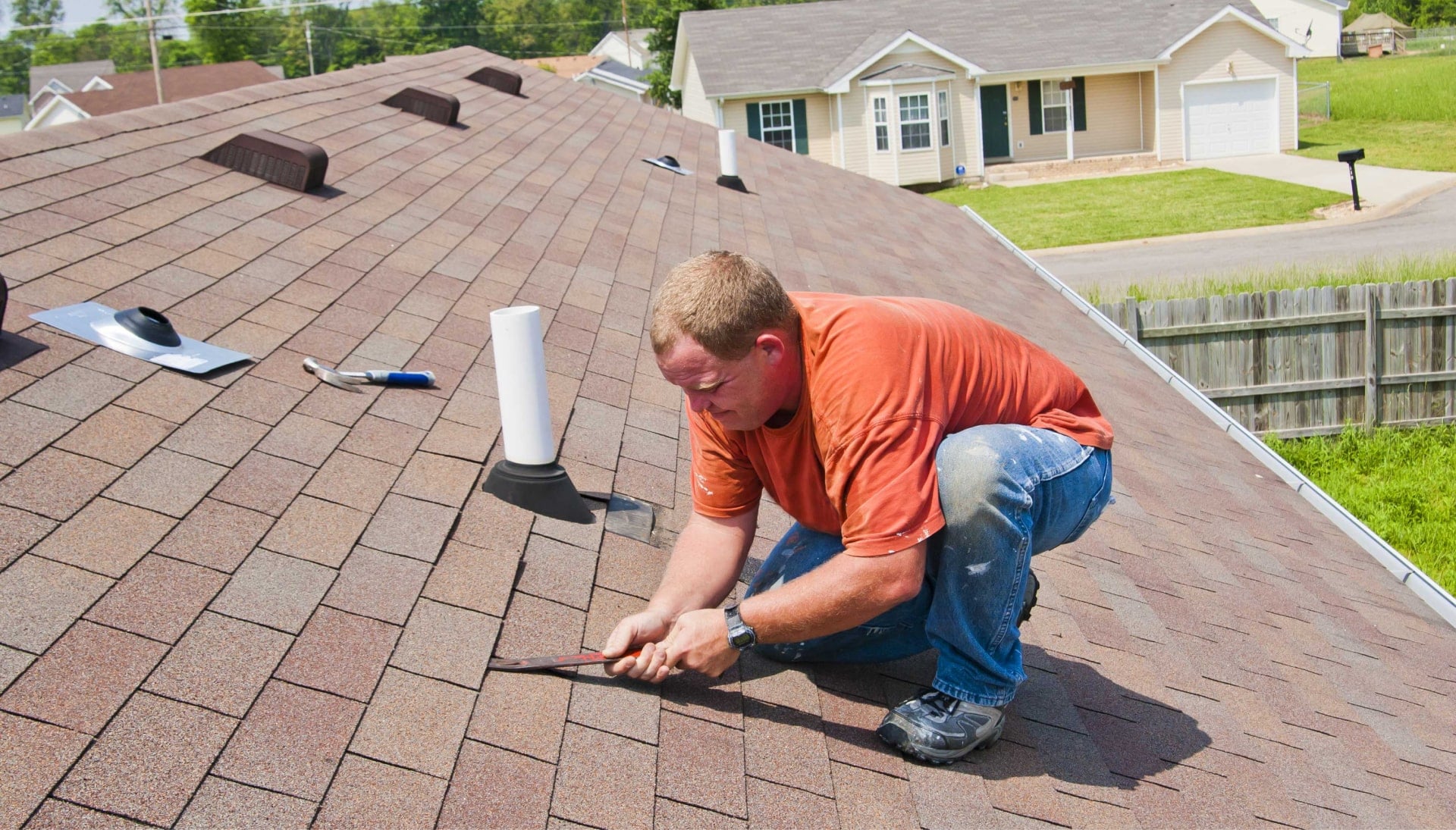 Dependable Roof and shingle repair experts in Long Island, New York committed to customer satisfaction.